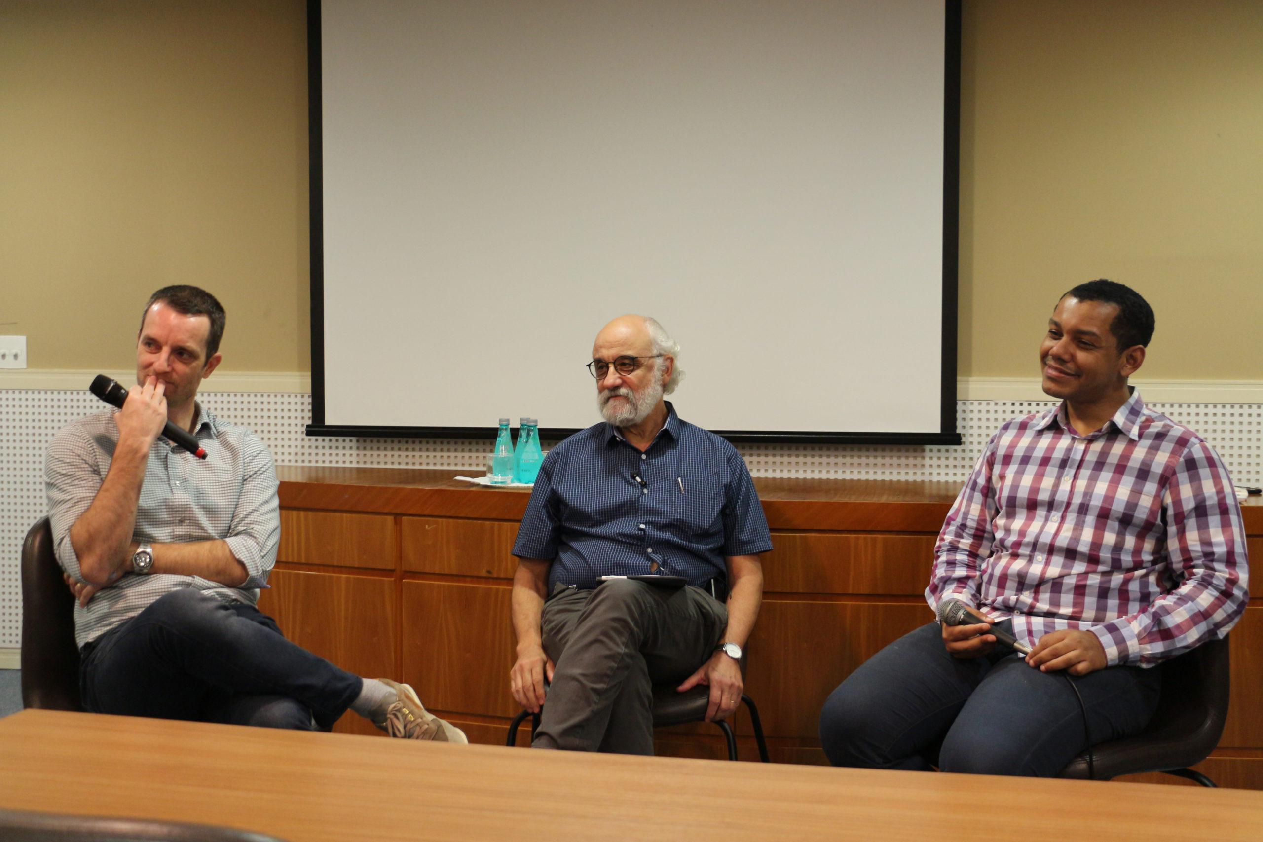 Sinapses #1: O conhecimento se faz no debate