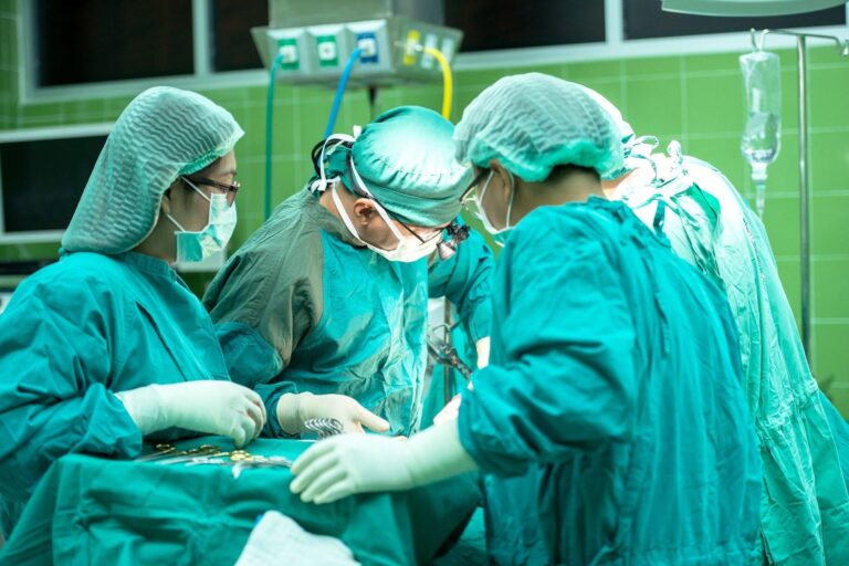 imagem de Direito Médico: estudo de casos práticos à luz da jurisprudência dos tribunais