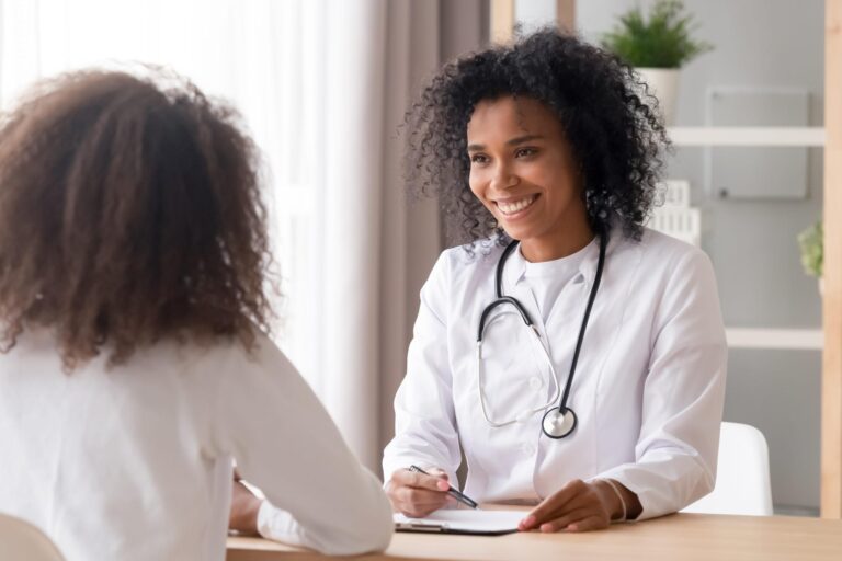 imagem de Residência Médica em Clínica Médica capacita médicos na investigação diagnóstica de diversas doenças