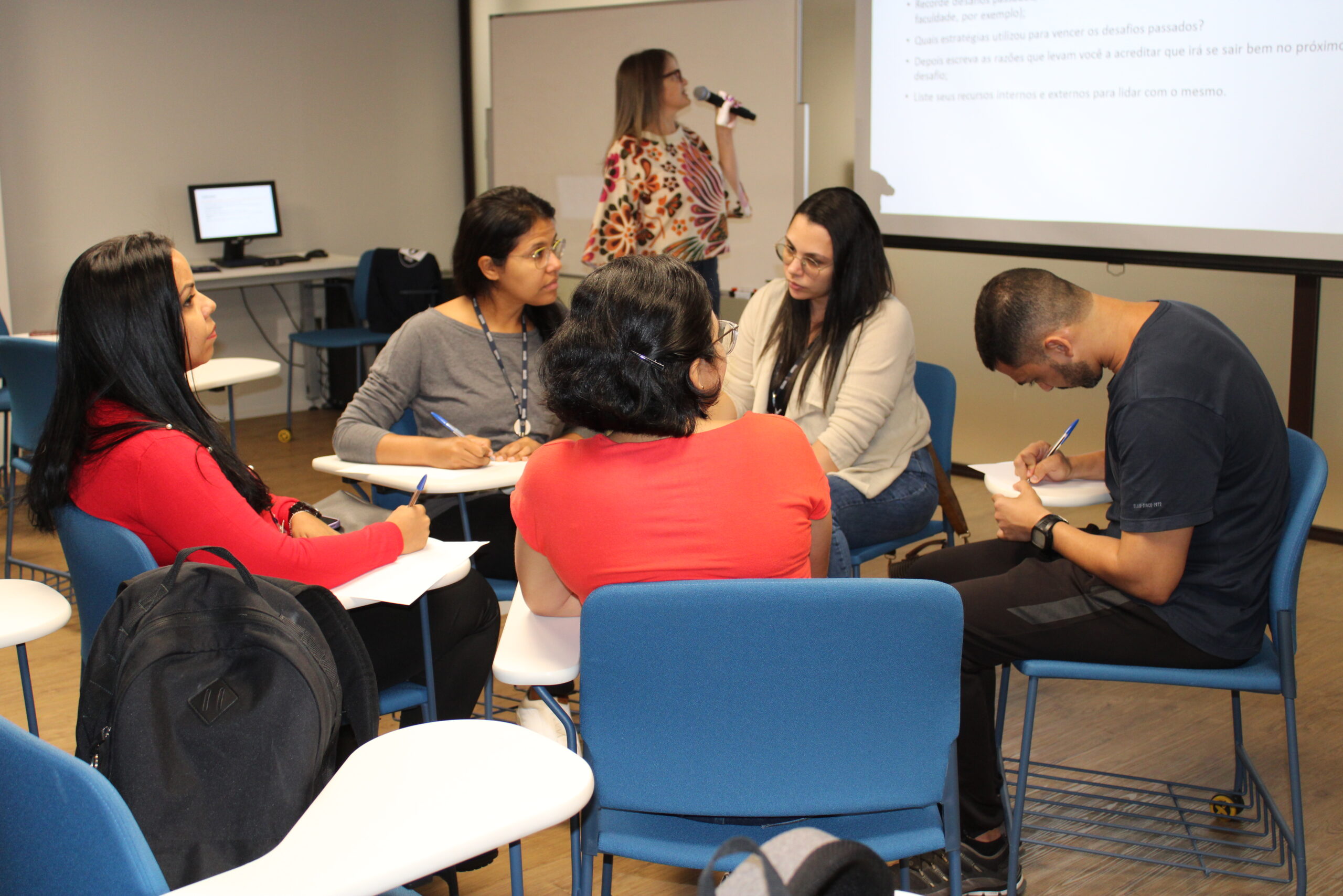 imagem de Alunos do curso de Tecnologia em Radiologia da Faculdade IDOR participam da prova do ENADE 2023.