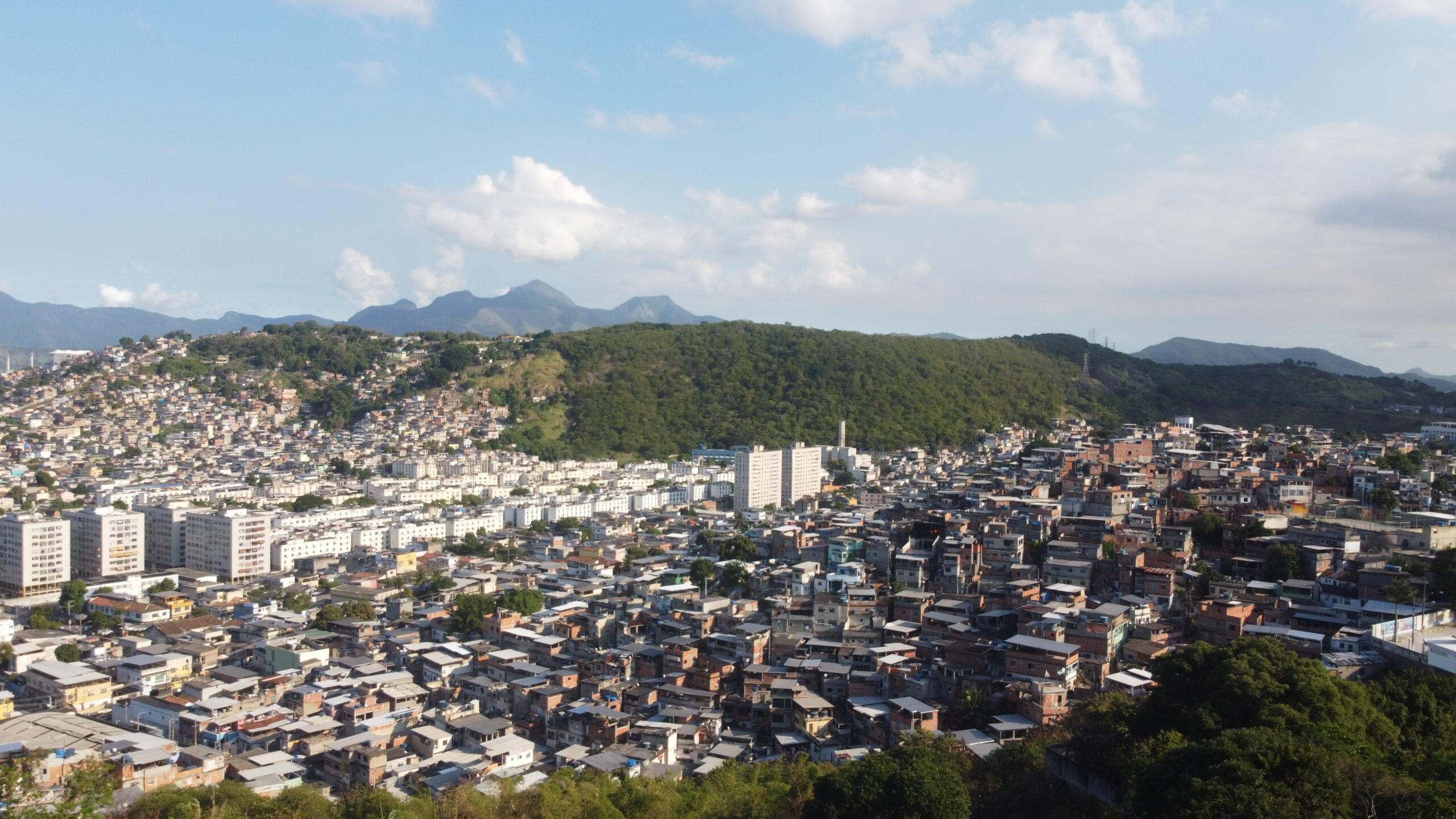 Iniciativas Comunitárias Podem Reduzir a Inequidade na Saúde: O Exemplo da Vacinação contra a covid-19 nas Favelas do Rio de Janeiro